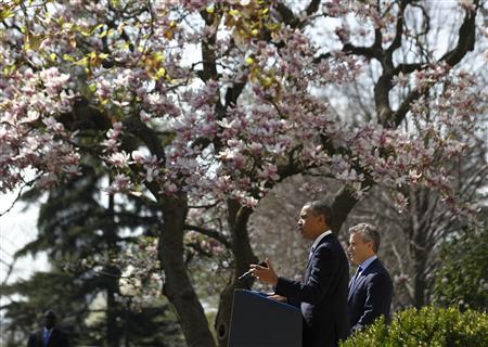 ObamaInBlossoms.jpg